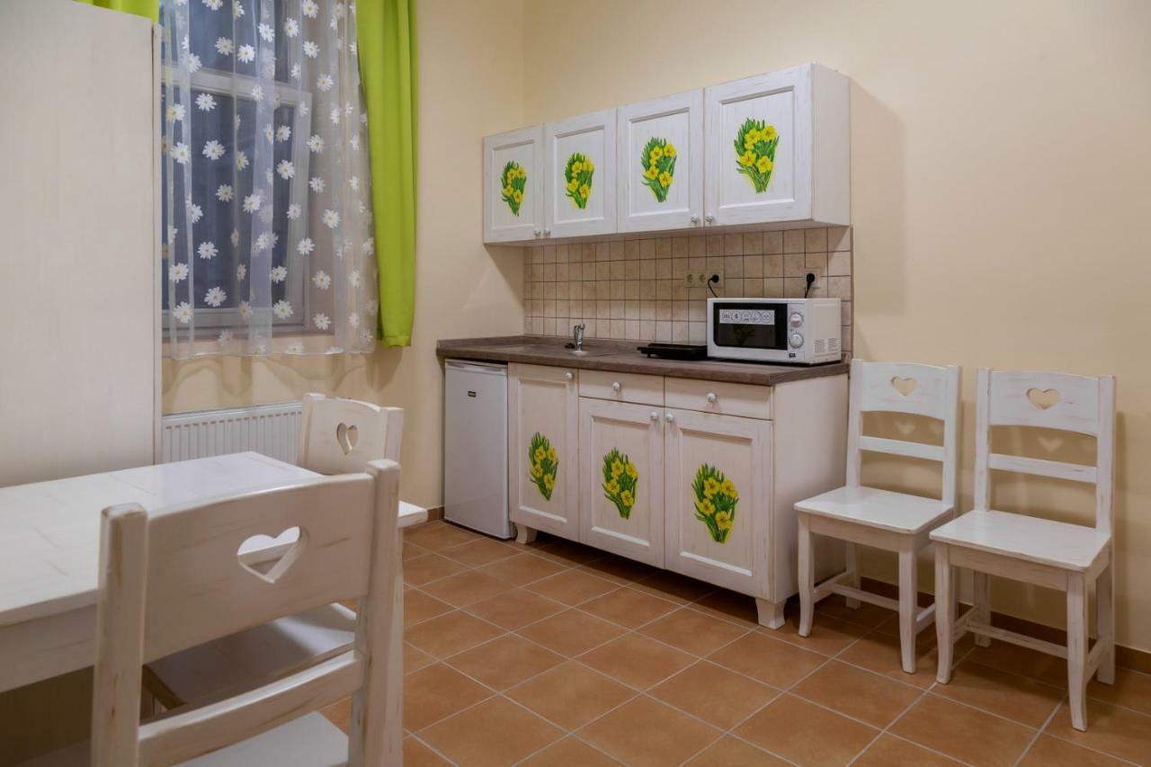 Balzsam Apartmanhaz Харканы Экстерьер фото