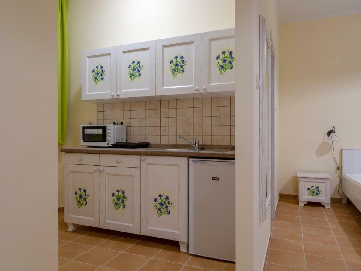 Balzsam Apartmanhaz Харканы Экстерьер фото